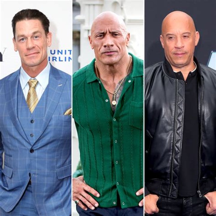 10 People Dwayne Johnson Is Still Close Friends With & 5 He Doesn’t