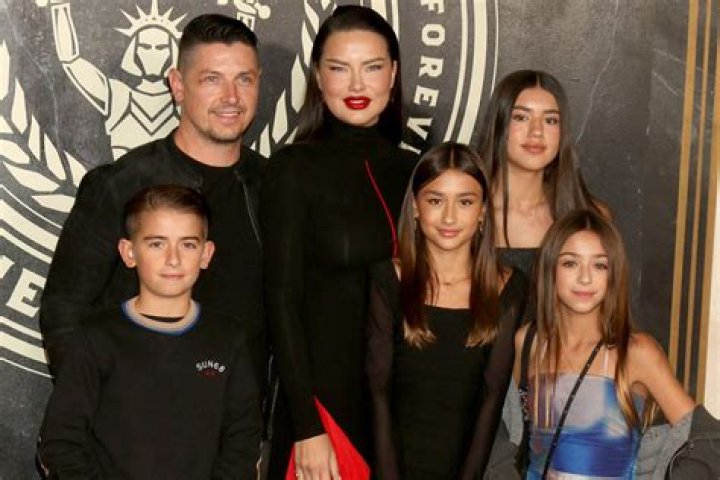 Adriana Lima's Parents: Uncovering The Roots Of A Supermodel