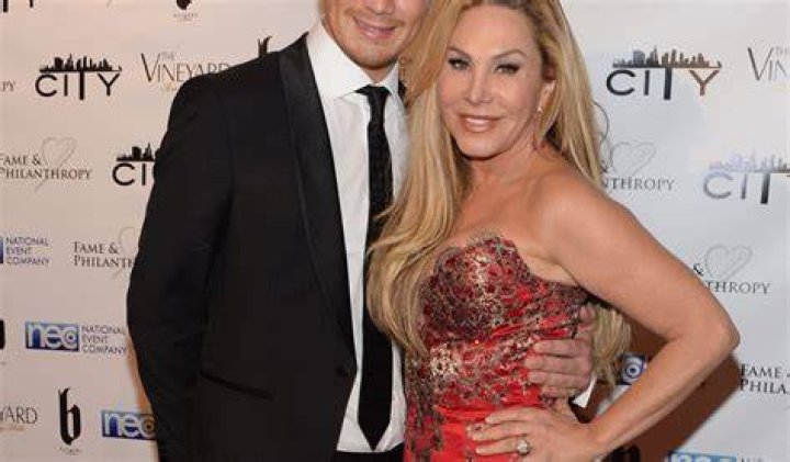 Adrienne Maloofs Net Worth, Age, Height, Weight, Husband, Kids, Bio-Wiki -