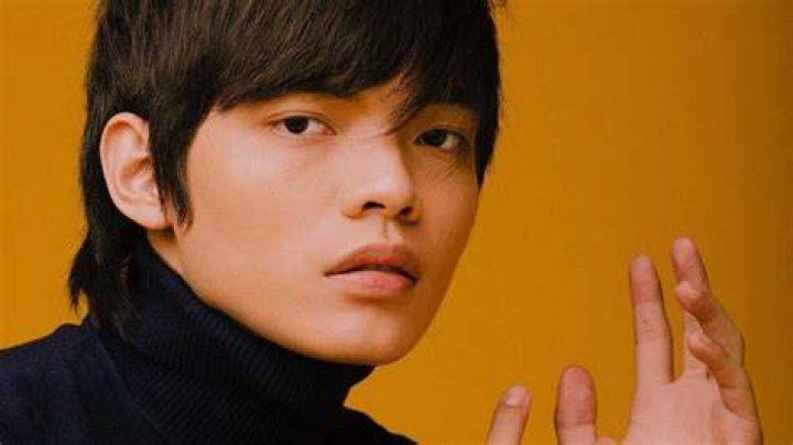 Age, Wife, Net Worth, Brother, Height, Children, Instagram ·