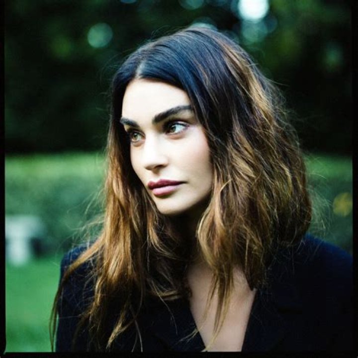 AIMEE OSBOURNE AKA ARO RELEASES "I CAN CHANGE" + ANNOUNCES SXSW