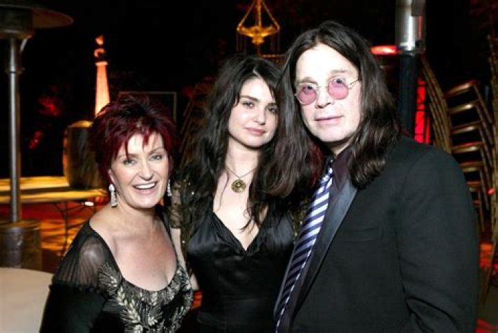 Aimee Osbourne biografia idade, pais, irm&atilde;os, patrim&oacute;nio l&iacute;quido