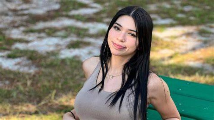 Aishah Sofey's alleged leaked video has surfaced on Twitter. Watch it