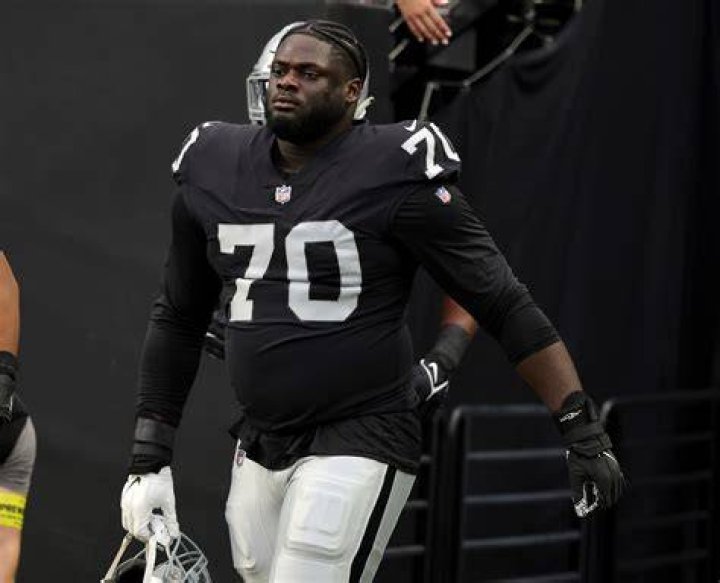 alex leatherwood contract salary and net worth