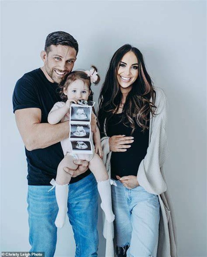 Alex Reid's Battle For Paternity