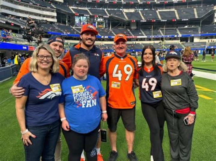 Alex Singleton family, wife, children, parents, siblings