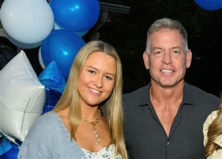 Alexa Marie Aikman is the second daughter of Troy Aikman.