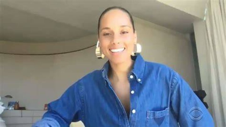 Alicia Keys is the quarantine hero we all need right now.
