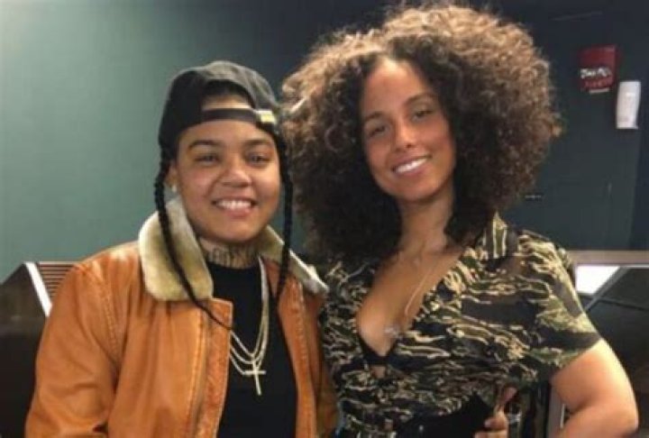Alicia Keys Lesbian Rumors Viral Gender And Sexuality