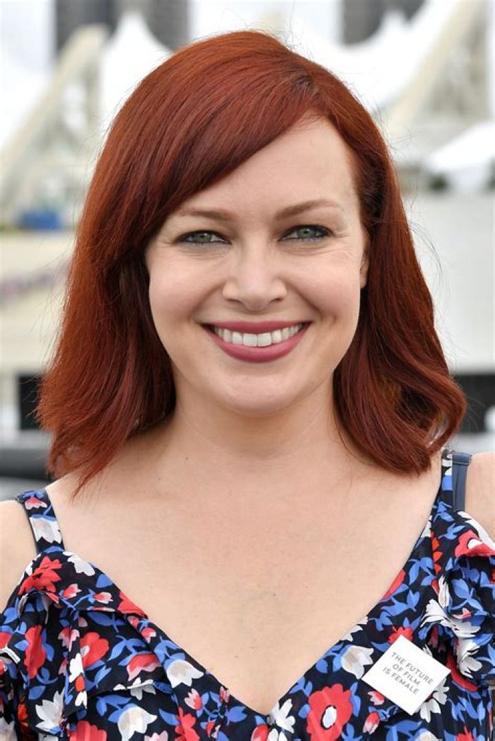 Alicia Malone Variety Studio 2018 ComicCon Day 2 06 GotCeleb