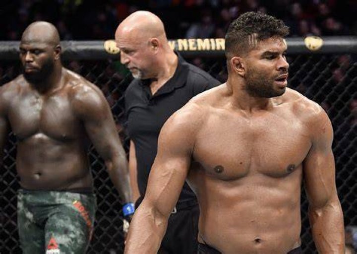 Alistair Overeem Injured and out of UFC 160 Fight Against Junior Dos