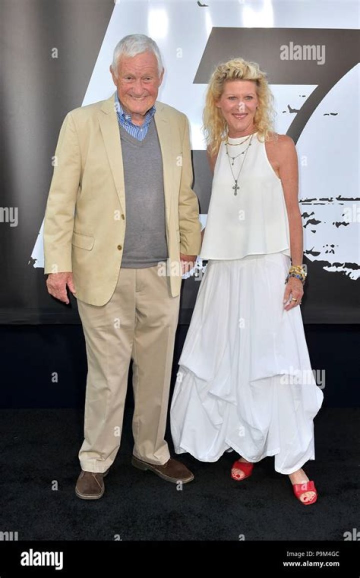 Alley Mills, Orson Bean’s Wife 5 Fast Facts You Need to Know