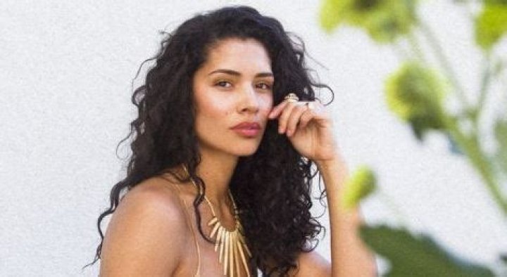 American Actress, Miranda Rae Mayo Relationship Status !!! Who Is She Dating?