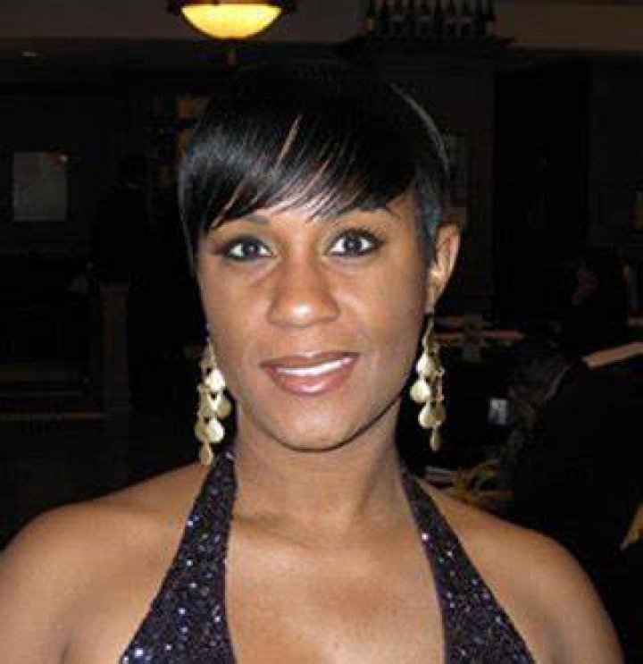 Andrea Isom Bio, Wedding Married, Husband, Age, Birthday Wikipedia