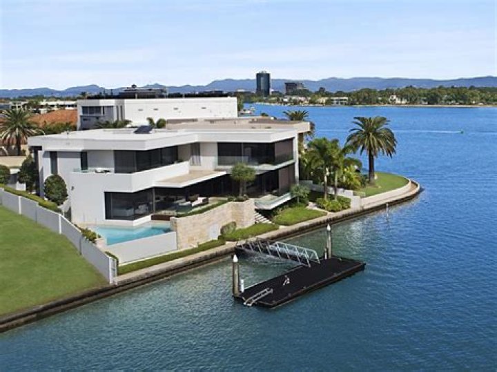 Ann Lurie Gold Coast Mansion PHOTOS Philanthropist's Home Hits The