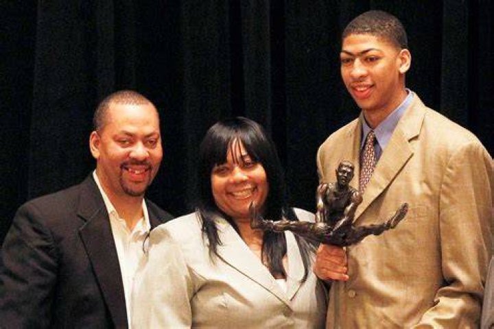 Anthony Davis' Father's Role Revealed
