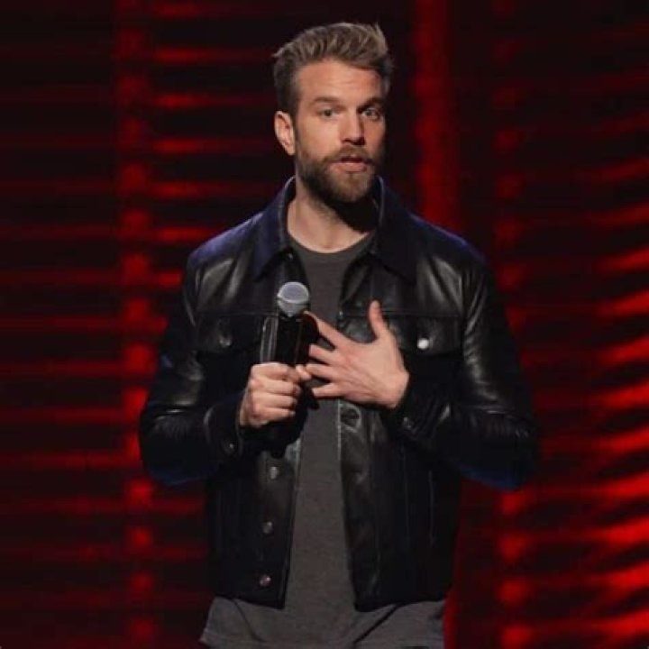Anthony Jeselnik bio, age, height, weight, net worth, salary, nationality