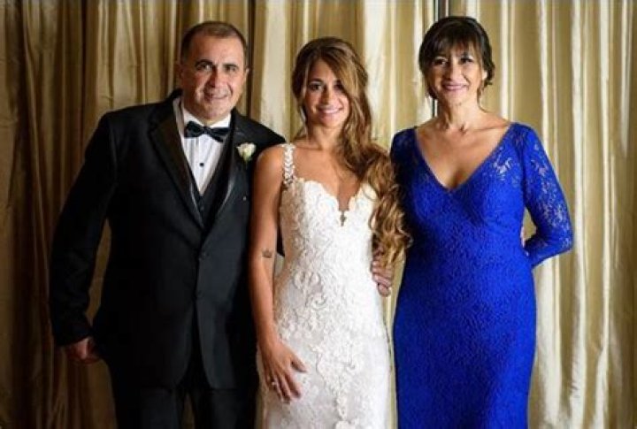 Antonela Roccuzzo Parents: Meet Patricia And Jose