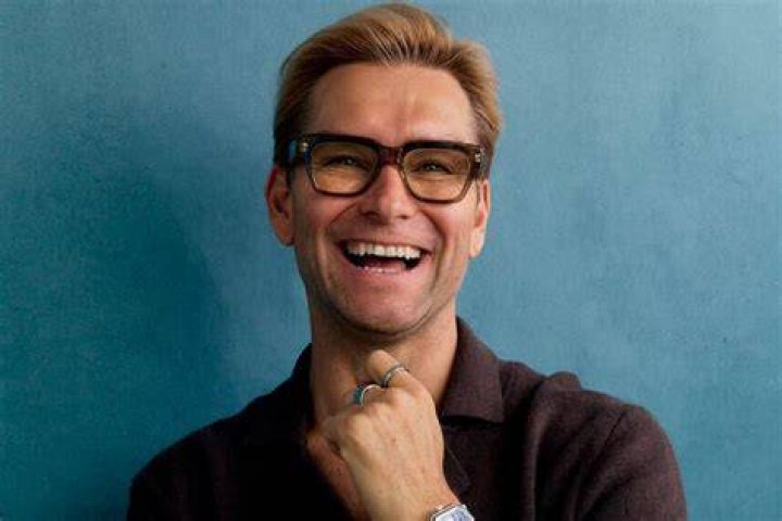Antony Starr Net Worth, Age, Spouse & Biography