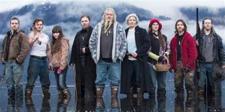 Are Alaskan Bush People stars, Bear Brown and Raiven Adams, married
