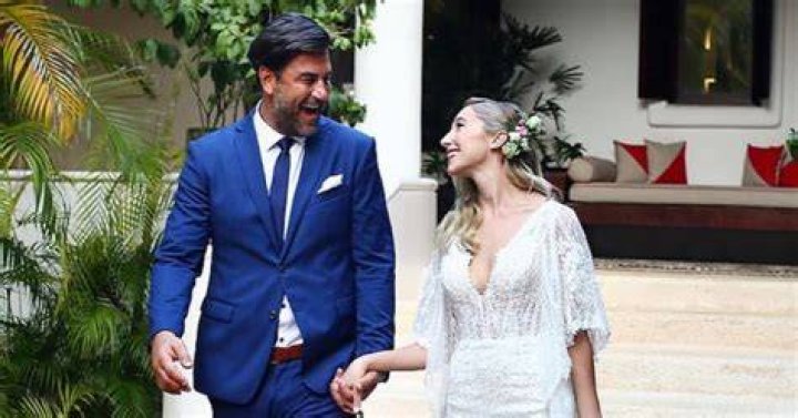 Are Aurora Culpo And Her Husband Michael Mikey Bortone Getting A Divorce? American Airlines Cl