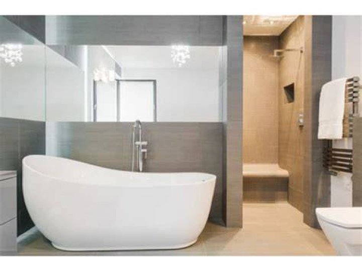 Are GREY bathrooms outdated?
