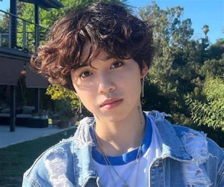 Asher Lara Height, Weight, Age, Girlfriend, Biography