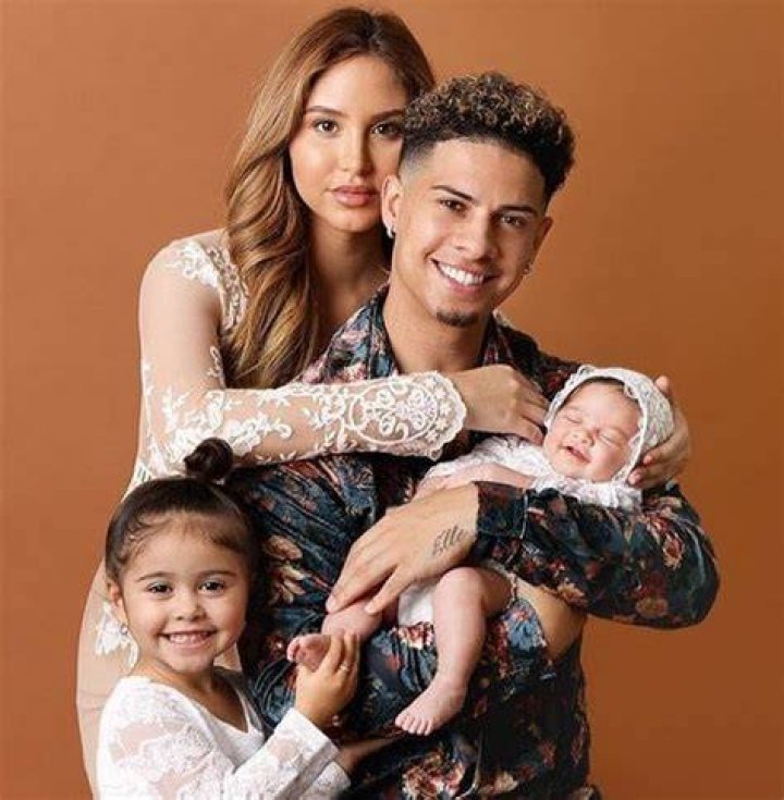 Austin McBroom biography age, height, net worth, the ACE family