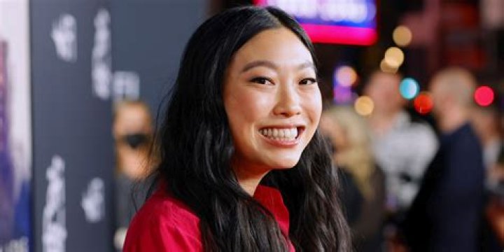 Awkwafina Boyfriend Who is She Dating in 2021? All about her professional and Love life