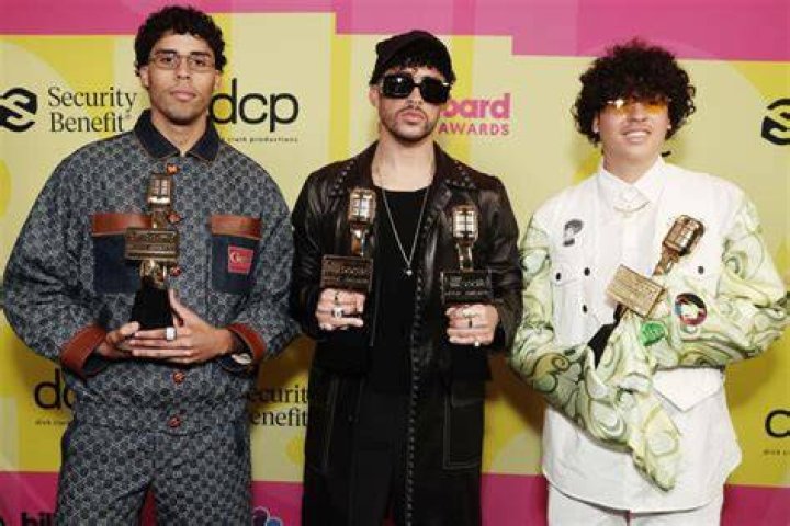 Bad Bunny Siblings : Unveiling the Life of the Reggaetón Superstar