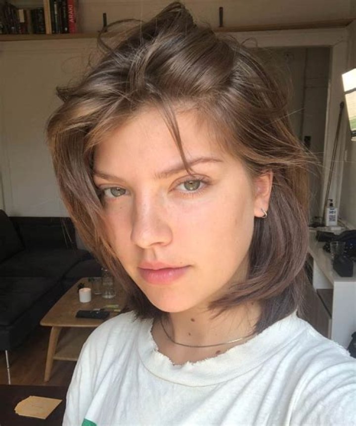 Biography, Age, Ethnicity, Net Worth, Height, Career