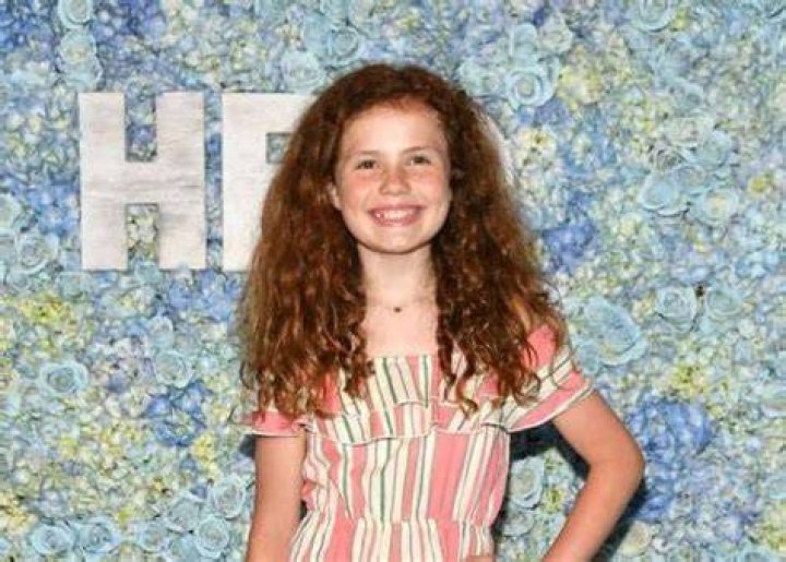 BlogPaper | Darby Camp - Bio, Age, Net Worth, Single, Nationality, Body Measurement, Career