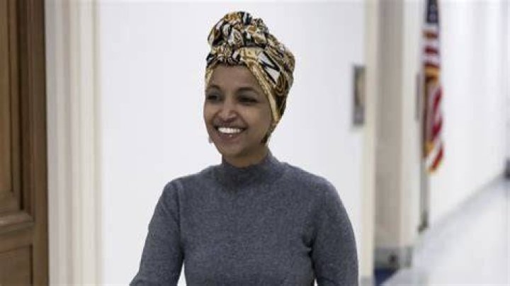 BlogPaper | Ilhan Omar - Bio, Age, Net Worth, Height, Married, Career, Instagram