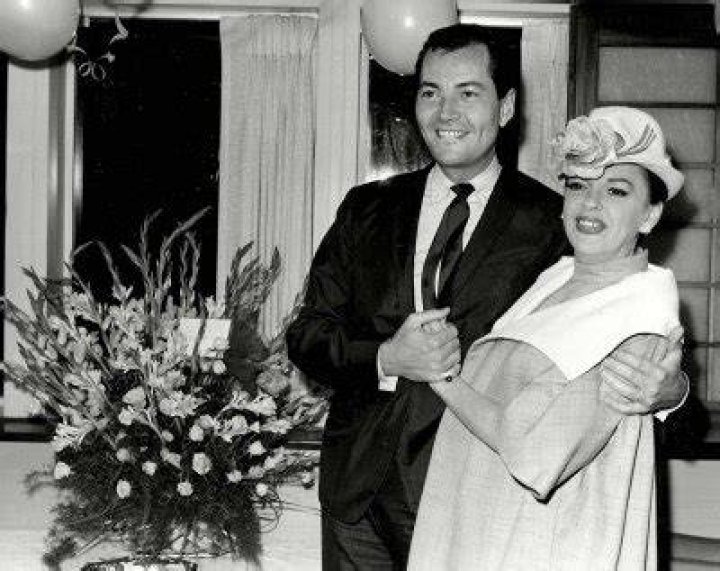 BlogPaper | Judy Garland - Spouses, Death & Movie