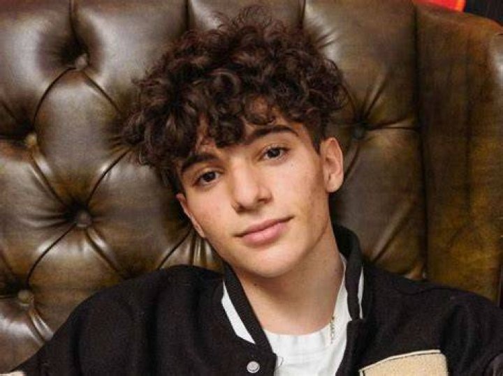 BlogPaper | Nick Bencivengo - Age, Family, Bio