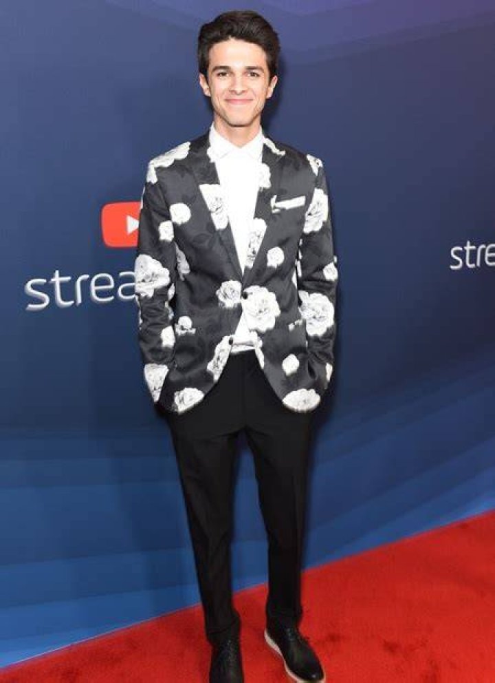 Brent Rivera Height Weight Body Measurements Celebrity Stats