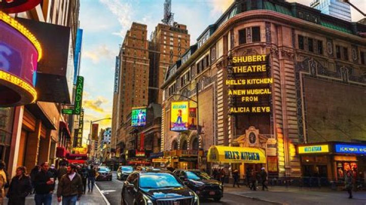 Broadway's Shoshana Bean Shows Up As Herself Playbill