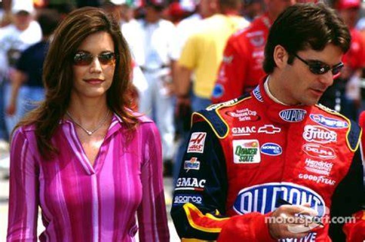 Brooke Sealey:The Ex-Wife of Jeff Gordon and Her Expensive Divorce