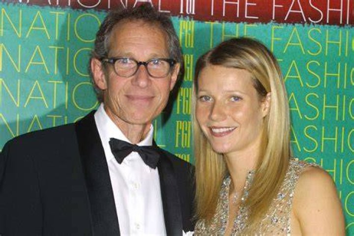 Bruce Paltrow Movies, Bio and Lists on MUBI