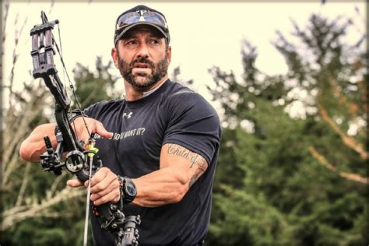 Cameron Hanes' Net Worth