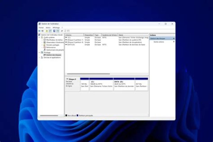 Can I merge two disk partitions?