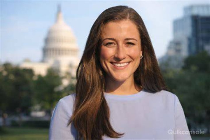Cassidy Hutchinson’s Age, Biography, Net Worth, and More
