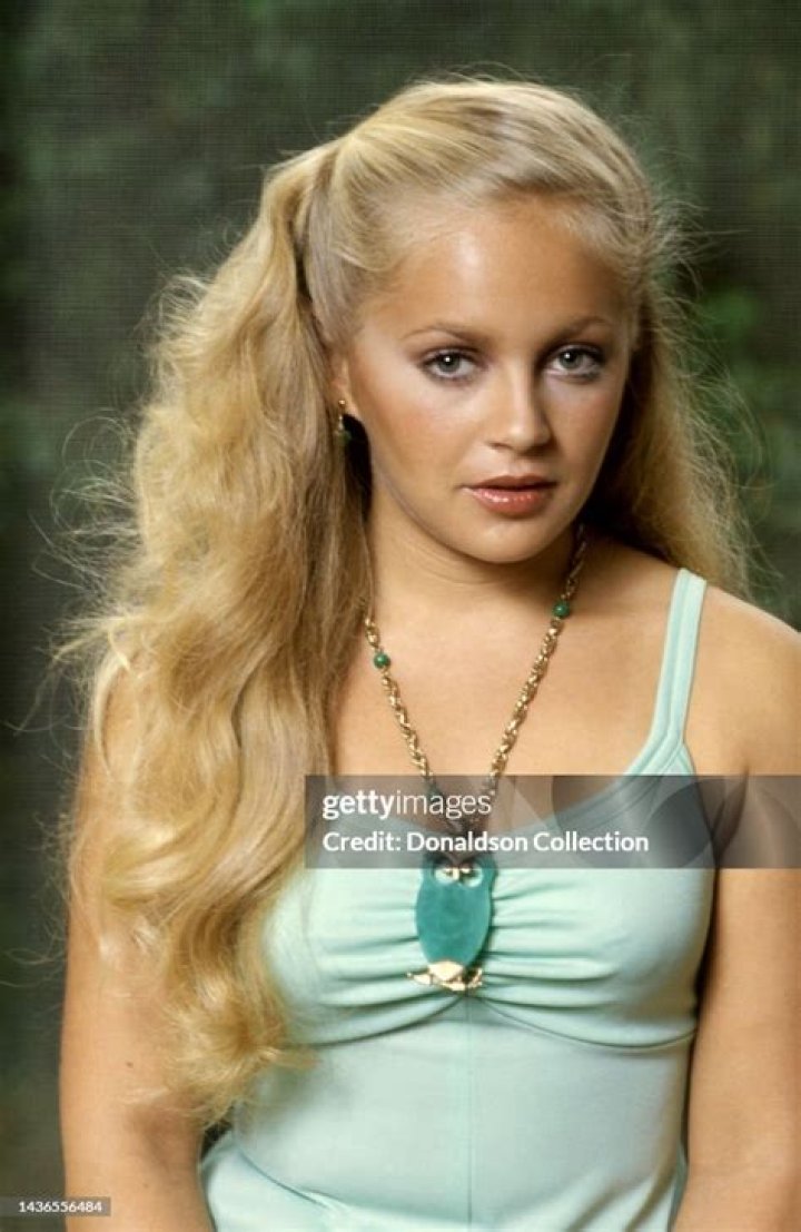 Charlene Tilton "C'est La Vie"