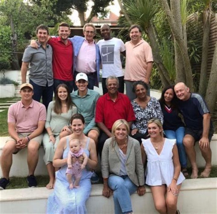 Charlie Barnett family, wife, children, parents, siblings