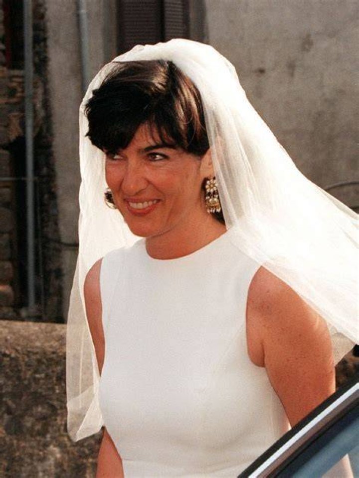 Christiane Amanpour wedding day Christiane amanpour, Older bride