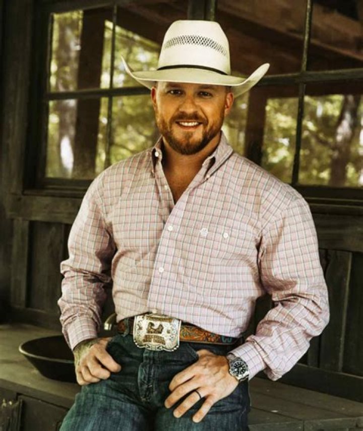 Cody Johnson Receives Four CMA Award Nominations