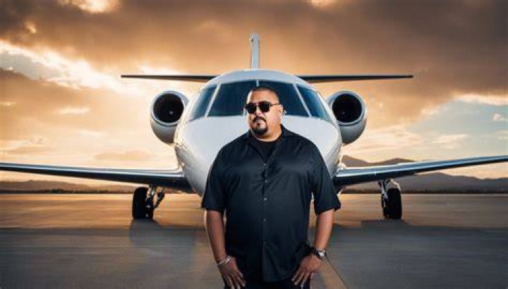 Comedian Gabriel Iglesias’ private jet makes emergency landing in NC