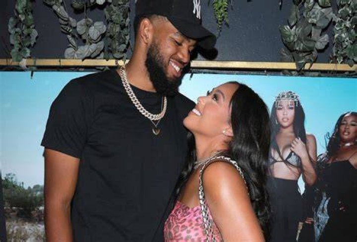 Contrary To Rumors, Jordyn Woods Is Not Engaged