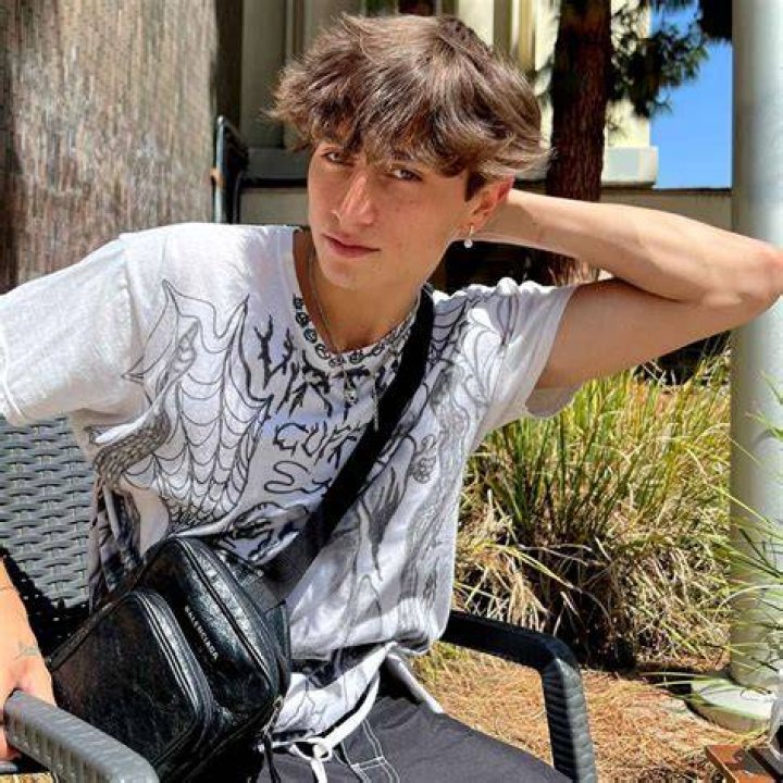Cooper Noriega Dead TikTok Star Dies at Age 19 Us Weekly