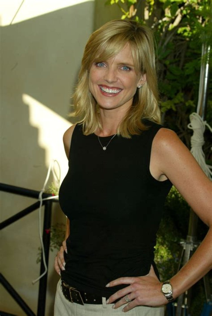 Courtney Thorne Smith age, body measurements, bio, family ExposeUk Info